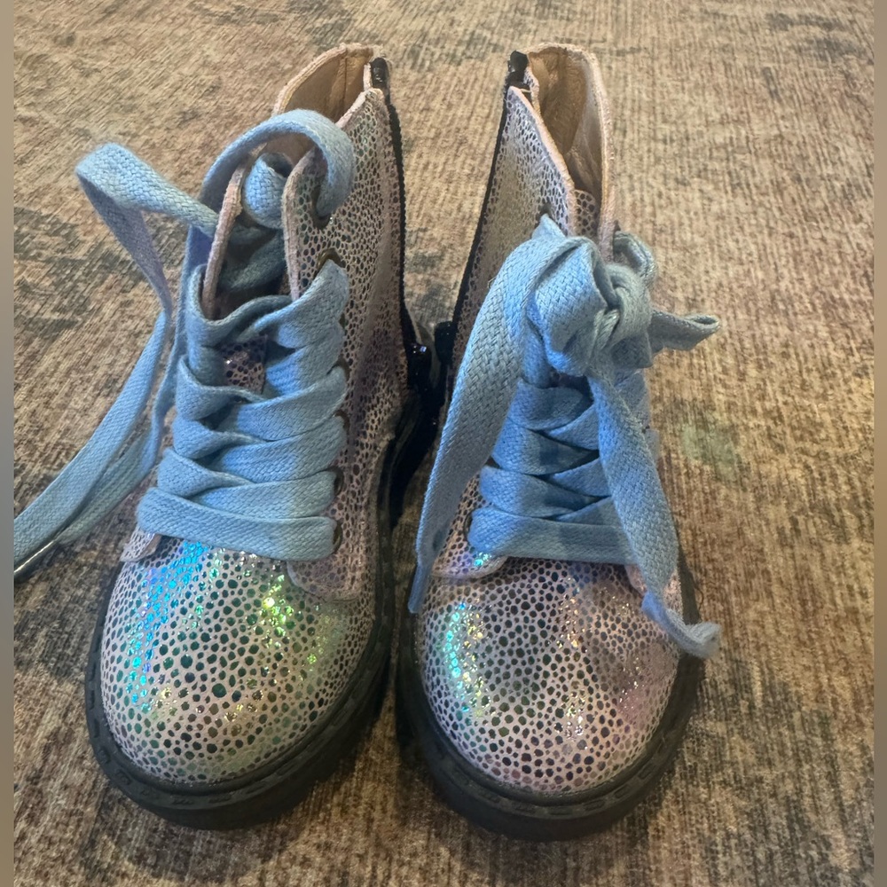 Lola and The Boys Happy emoji boot.  Size 24, US 7/8